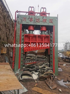 Scatto di metallo attrezzature guillotina per il cantiere di riciclaggio dei metalli 20 tonnellate/ora