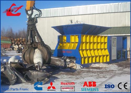 ultimo caso aziendale circa 630-Ton Fully Automatic Horizontal Scrap Metal Shear Successfully Exported to Brazil, Helping Upgrade the Local Metal Recycling Industry