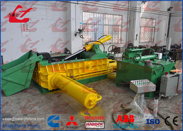 comprare Macchina d'imballaggio automatica piena del residuo di metallo di Hydrauilc di 200 tonnellate con il dosatore online manufacture