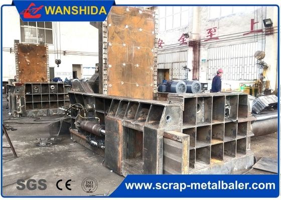comprare Industrial Scrap Metal Baler with Total Power 60KW and Machine Size 2800X1600X1800 mm for Efficient Baling online manufacture