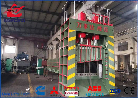 comprare Taglio di 800 Ton Hydraulic Guillotine Scrap Metal online manufacture