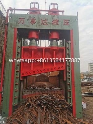 Scatto di metallo attrezzature guillotina per il cantiere di riciclaggio dei metalli 20 tonnellate/ora