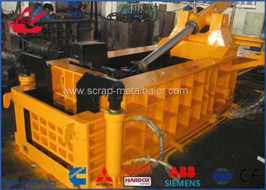 Pressa imballatrice frontale per rottami metallici di filo di rame Y83Q-135